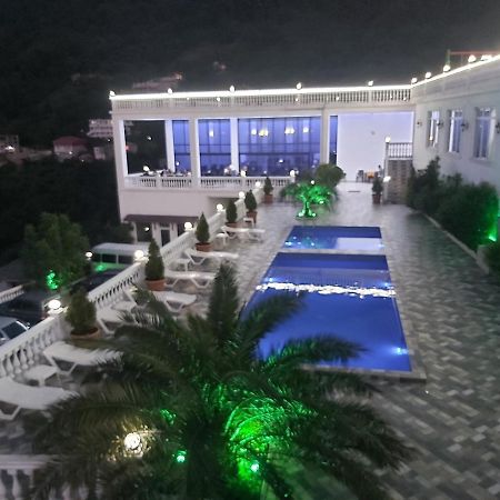 Hotel Zura Palace Kvariati Ngoại thất bức ảnh