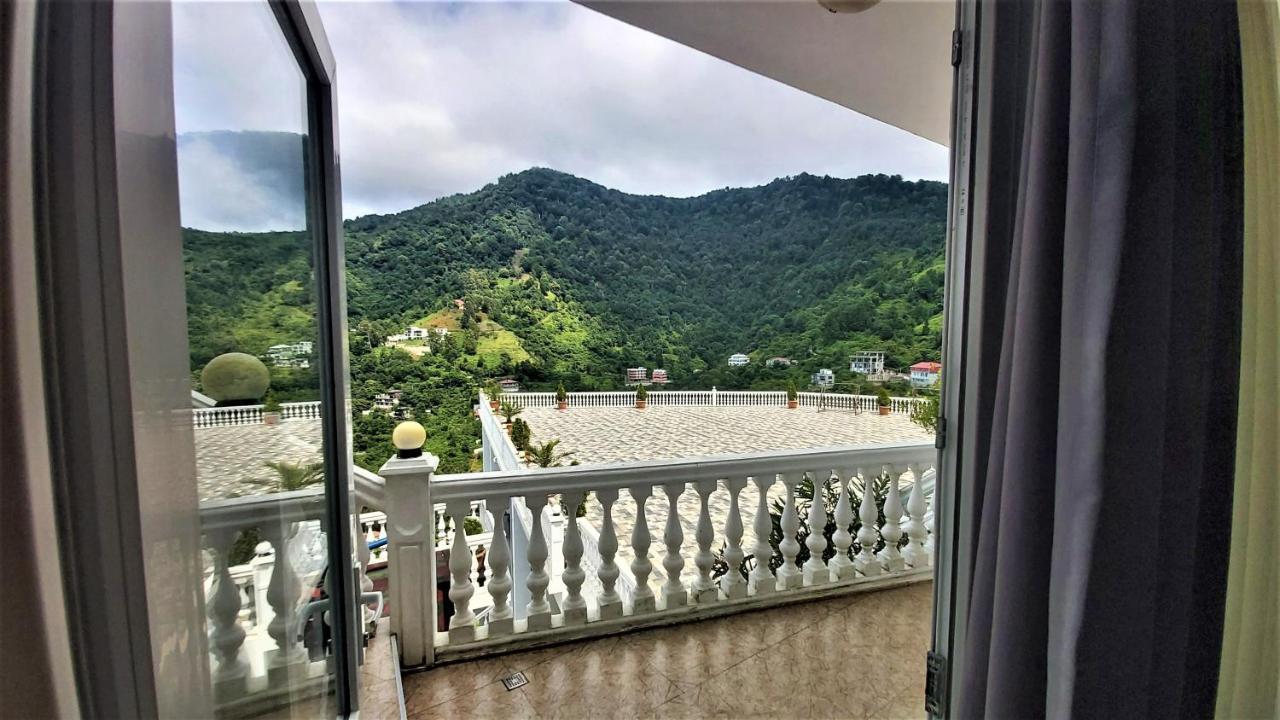 Hotel Zura Palace Kvariati Ngoại thất bức ảnh