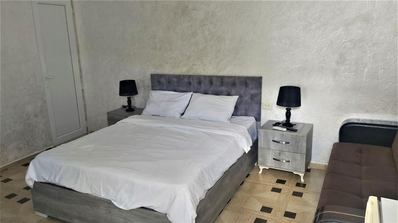 Hotel Zura Palace Kvariati Ngoại thất bức ảnh