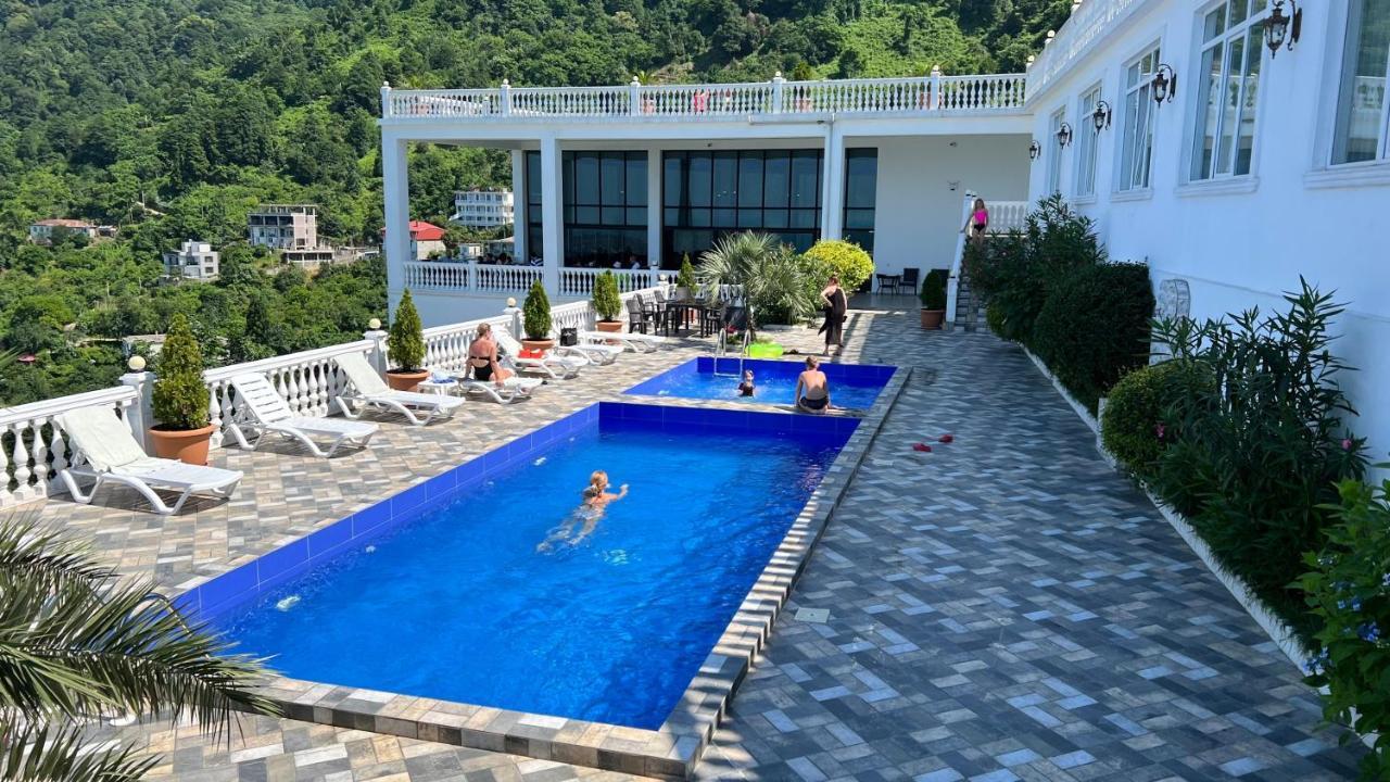 Hotel Zura Palace Kvariati Ngoại thất bức ảnh